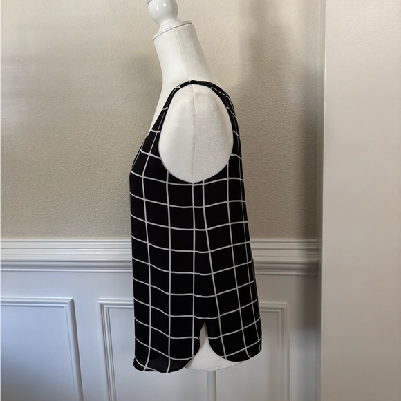 LOFT Black and Ivory Windowpane Plaid Sleeveless Tank Top - Picture 4 of 6